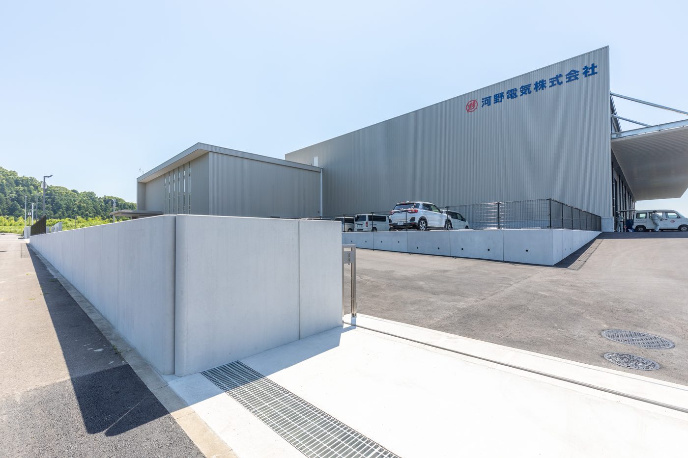 端部Rによる直角コーナー(新工場新設工事)