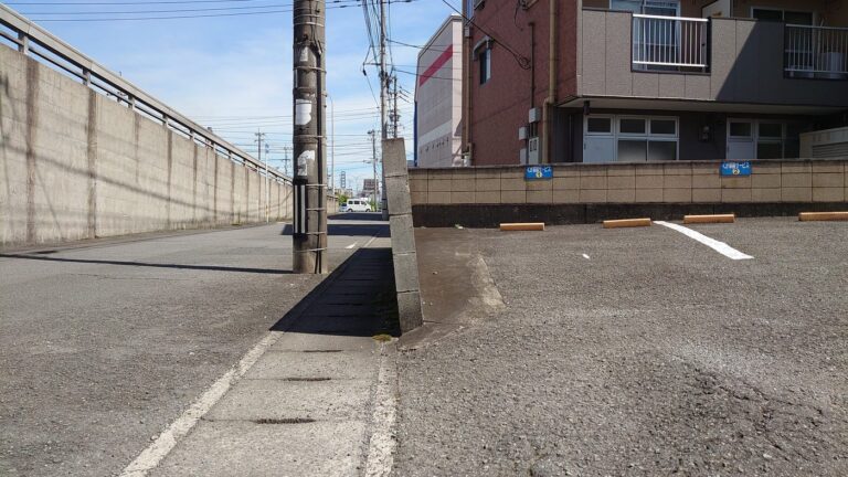 城東町アパートブロック塀改修工事